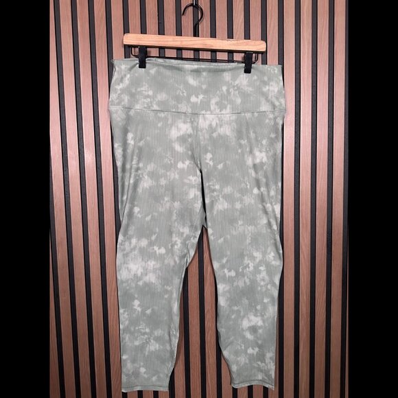 Fabletics Pants - New Fabletics Pants XXL / 1X Green Tie Dye Ribbed Boost High Rise 7/8 Leggings